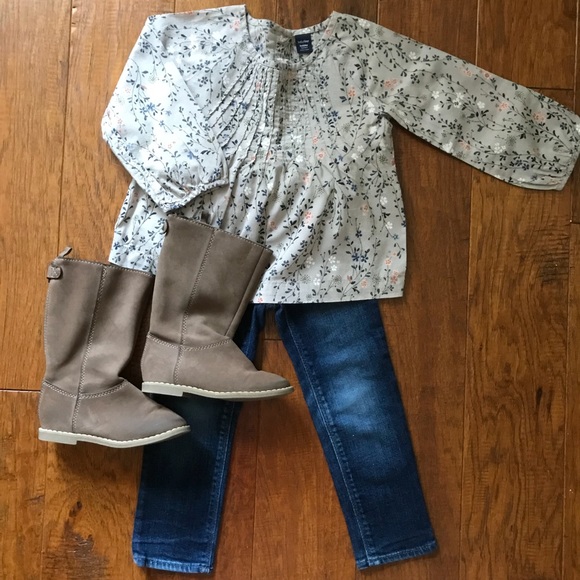 GAP Other - BabyGap 3T Floral Top
